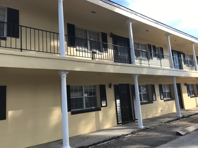 420 S Palmetto St in Leesburg, FL - Foto de edificio - Building Photo