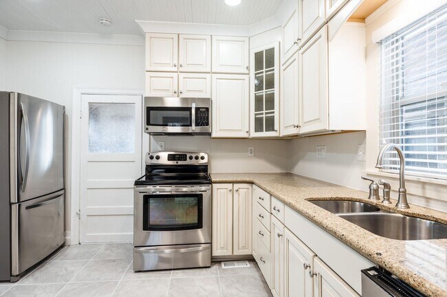 393 W 100 N in Midway, UT - Building Photo - Building Photo