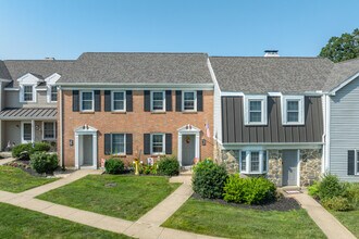 Willow Woods Apartments in Lancaster, PA - Building Photo - Building Photo