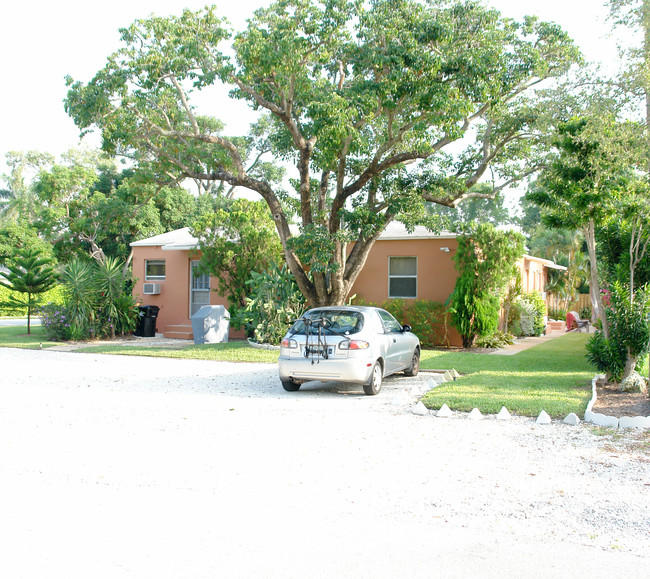 916 SW 8th Ave in Fort Lauderdale, FL - Building Photo - Building Photo