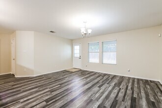 109 Wind Willow in Cibolo, TX - Building Photo - Building Photo