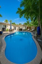 719 NE 20th Ave in Fort Lauderdale, FL - Building Photo