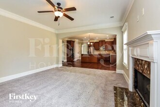 5605 Horsebarn Ct in Cumming, GA - Building Photo - Building Photo