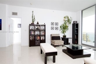 7901 Hispanola Ave in North Bay Village, FL - Building Photo - Building Photo