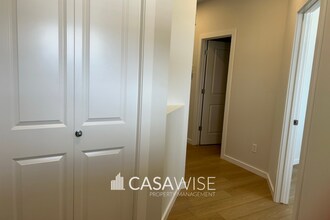 20744-20724 24 Ave NW in Edmonton, AB - Building Photo - Building Photo