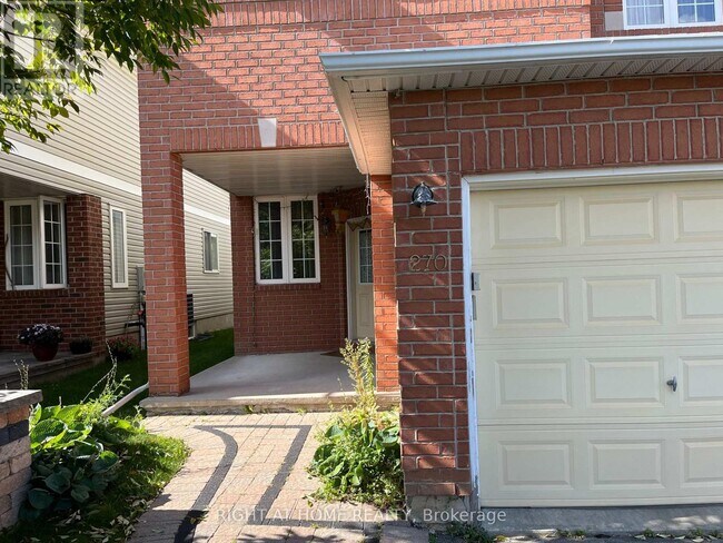 270 Deercroft Ave in Ottawa, ON - Building Photo - Building Photo
