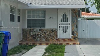 1941 NW 32nd St in Miami, FL - Building Photo