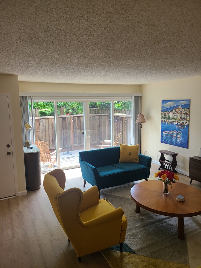 property at 1919 Ygnacio Valley Rd