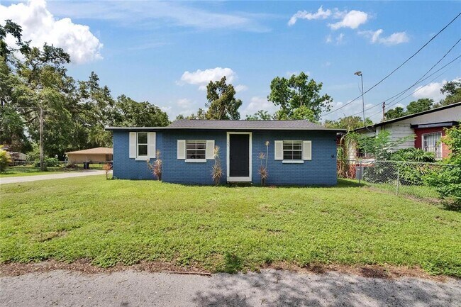 135 Smith St in Mulberry, FL - Building Photo - Building Photo