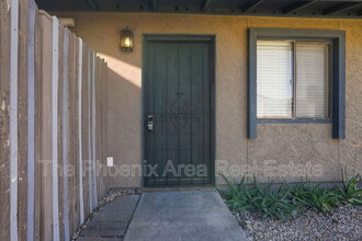 286 W Palomino Dr in Chandler, AZ - Foto de edificio - Building Photo