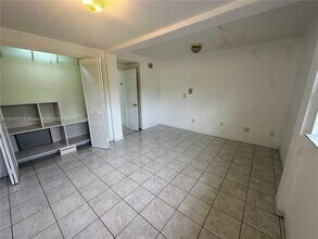 1321 SW 14th Ave in Miami, FL - Building Photo - Building Photo