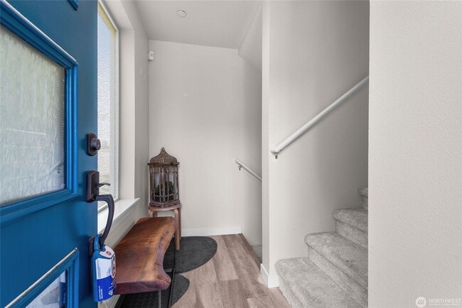 14715 Admiralty Way in Lynnwood, WA - Building Photo - Building Photo