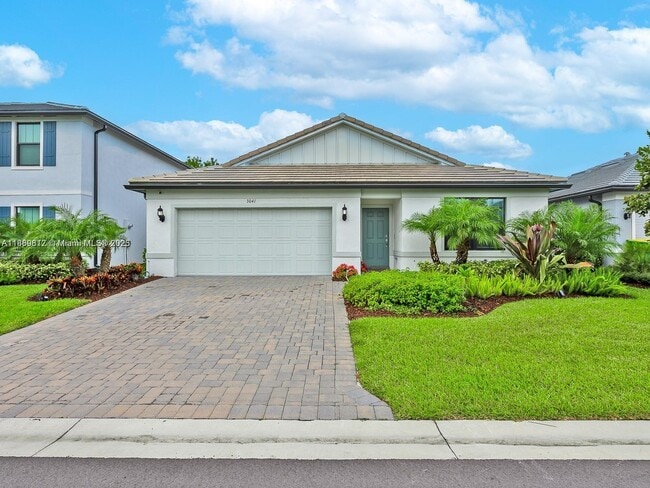 property at 3041 Hibiscus Ave