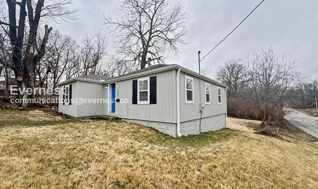 property at 700 S Savage St