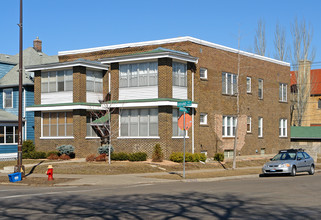 1521 Grand Ave in St. Paul, MN - Building Photo - Building Photo