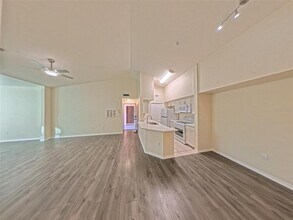 4102 Central Sarasota Pkwy in Sarasota, FL - Building Photo - Building Photo