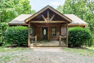 124 Adair Dr in Ranger, GA - Building Photo - Building Photo