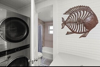 3477 Hibiscus St in Miami, FL - Foto de edificio - Building Photo