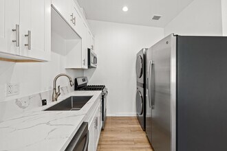 4928 54th St in San Diego, CA - Building Photo - Building Photo