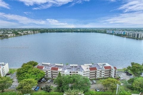 property at 118 Lake Emerald Dr