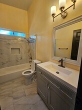1860 College Greens Dr in Los Banos, CA - Building Photo - Building Photo
