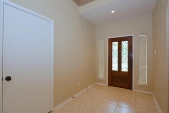 1523 Stone Canyon Dr in Sugar Land, TX - Building Photo - Building Photo