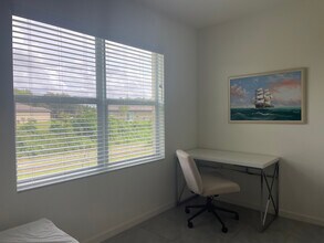 1623 Painter St SE in Palm Bay, FL - Building Photo - Building Photo