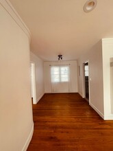 1801 N New Hampshire Ave-Unit -1801 in Los Angeles, CA - Building Photo - Building Photo