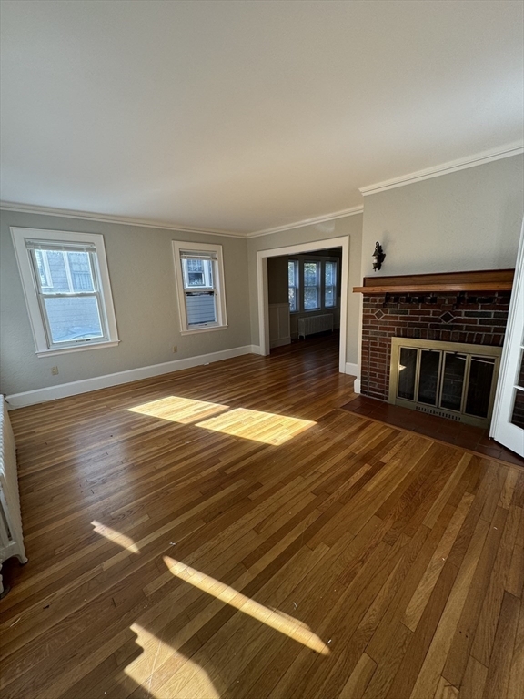 property at 80 Lake St