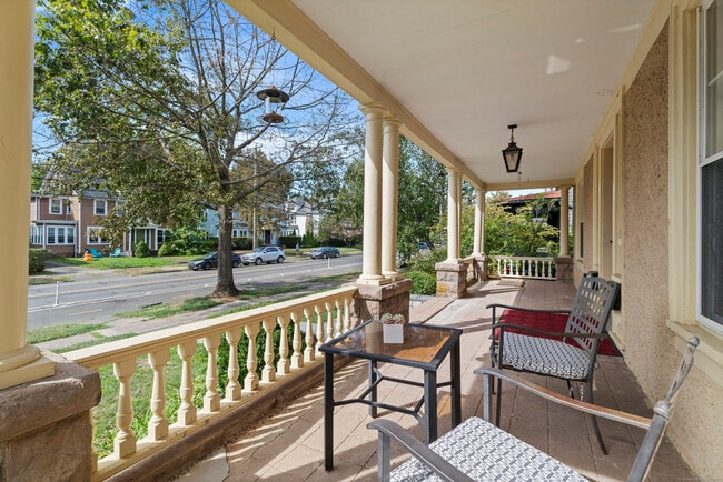 809 Edgewood Ave in New Haven, CT - Building Photo - Building Photo