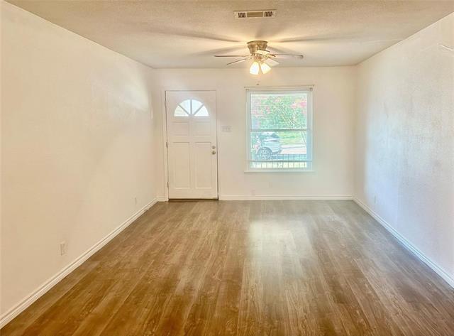 1001 W Cole St in McKinney, TX - Building Photo - Building Photo