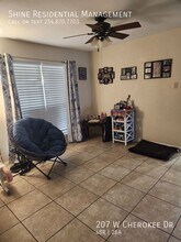 207 W Cherokee Dr in Harker Heights, TX - Building Photo - Building Photo