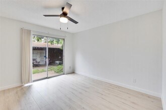 2314 Greenfield Pkwy, Unit 108 in Austin, TX - Building Photo - Building Photo