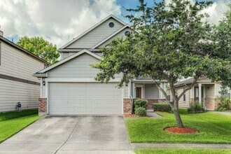 2718 Skyview Chase Ln in Houston, TX - Building Photo - Building Photo