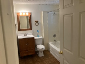 623 Main St, Unit 2nd Floor in Griffith, IN - Building Photo - Building Photo