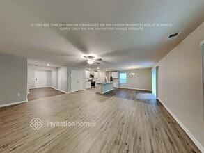 9225 Creedmore Hills Dr in Charlotte, NC - Foto de edificio - Building Photo