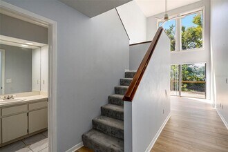 4008 Circlewood Ct in Tampa, FL - Building Photo - Building Photo