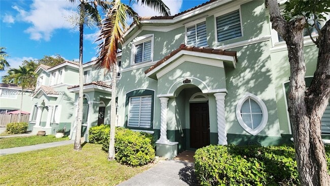 2715 SE 15th Pl in Homestead, FL - Building Photo - Building Photo