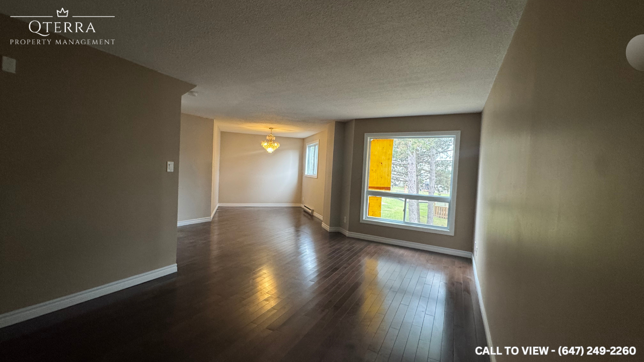 36-60 Elmsdale Dr in Kitchener, ON - Building Photo