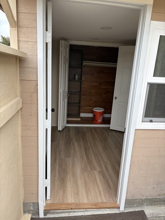 418 Honeysuckle Ln in National City, CA - Building Photo