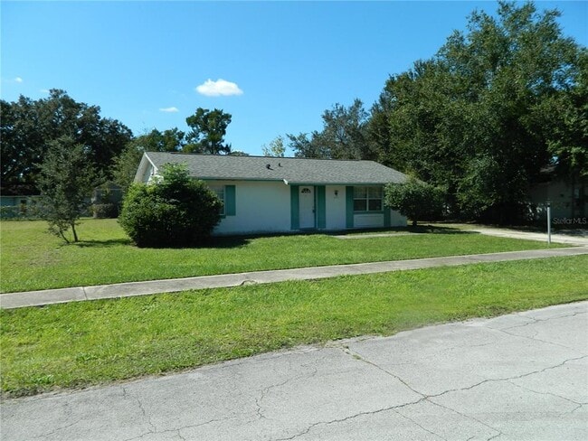 2412 Greenwood St in Deltona, FL - Building Photo - Building Photo