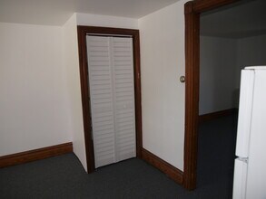 39 S 10th St, Unit 3 in Allentown, PA - Building Photo - Building Photo