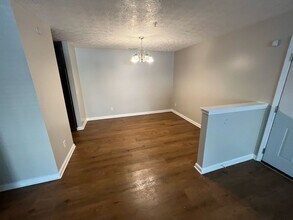 8101 Par Four Way in Stonecrest, GA - Building Photo - Building Photo