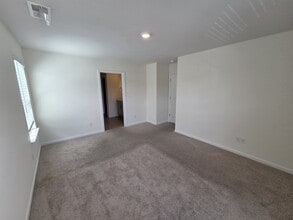 3059 Green Apple Dr in Dallas, NC - Building Photo - Building Photo