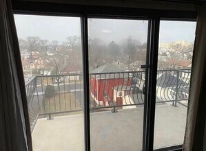 500 Washington St, Unit 502 in Quincy, MA - Foto de edificio - Building Photo