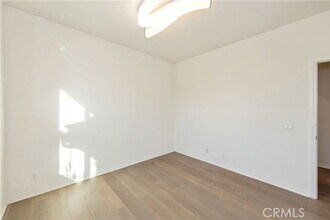 74 Parkwood in Irvine, CA - Building Photo - Building Photo