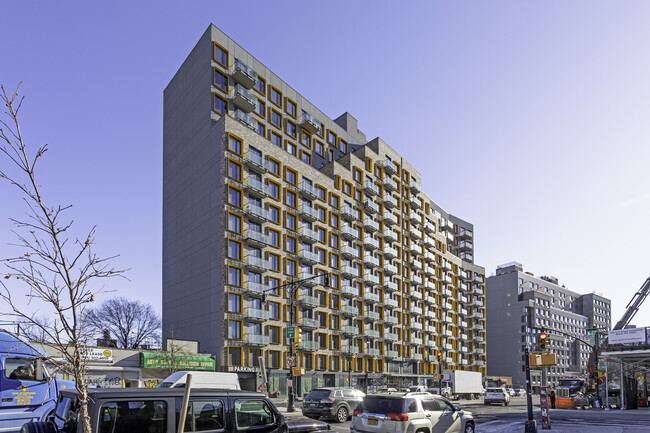 322 Grand Concourse in Bronx, NY - Building Photo - Building Photo