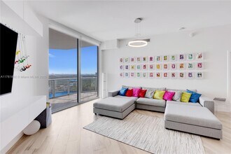 17111 Biscayne Blvd, Unit # LPH8 in Aventura, FL - Foto de edificio - Building Photo