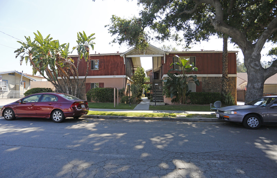 1214 Boynton St in Glendale, CA - Building Photo