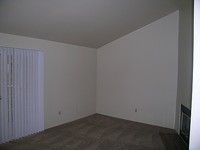 Kent Place in Elk Grove, CA - Building Photo - Interior Photo